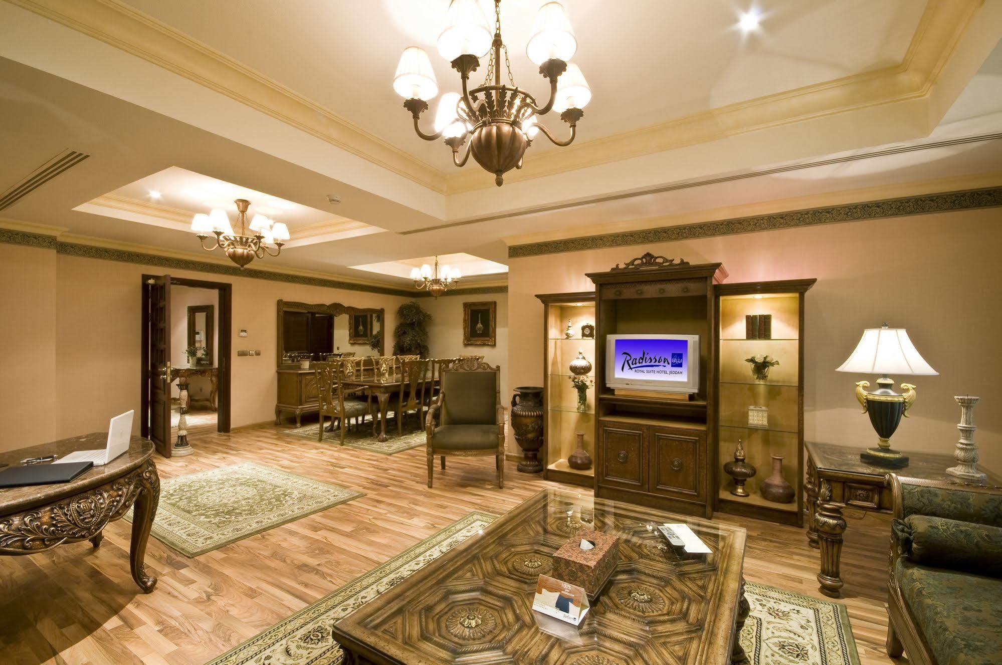 Amjad Royal Suites Hotel Djedda Buitenkant foto