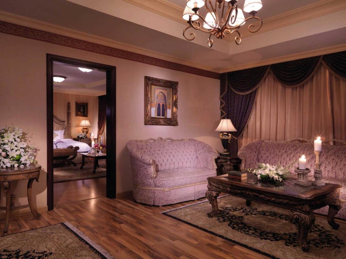 Amjad Royal Suites Hotel Djedda Buitenkant foto