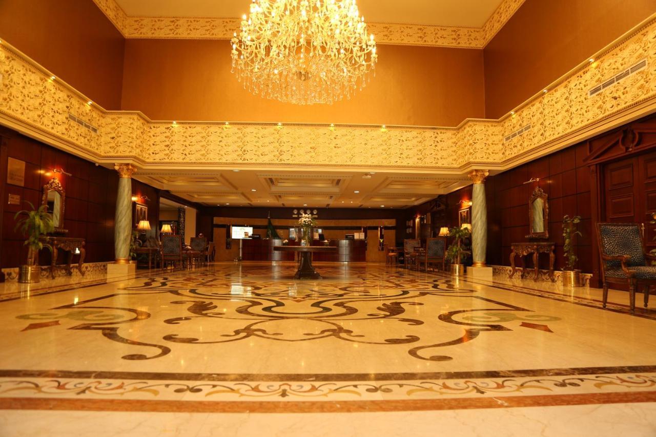 Amjad Royal Suites Hotel Djedda Buitenkant foto